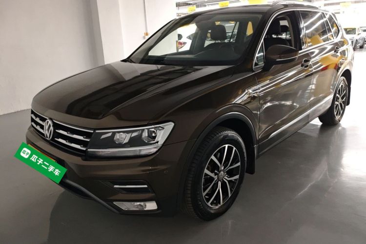 Volkswagen Tiguan L 2018 #2 Volkswagen Tiguan L 2018 car image #2