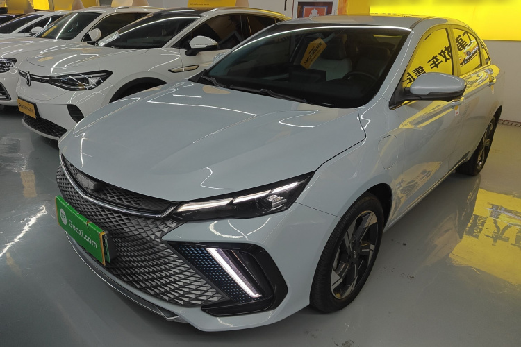 GEELY Emgrand L HiP 2023 imagem de carro #2