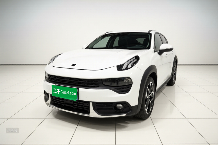 Lynk & Co 02 2019 car image #2