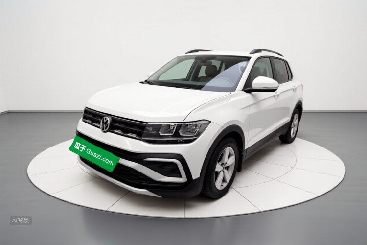 Volkswagen T-Cross 2020 car image #2