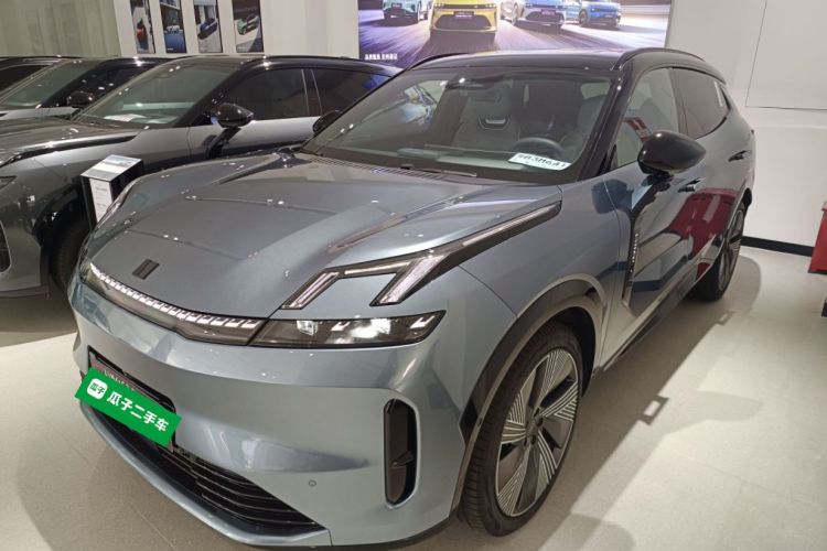 Lynk & Co 08 EM-P 2025 #2 Lynk & Co 08 EM-P 2025 car image #2