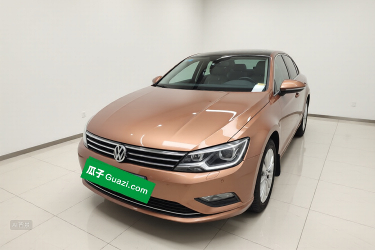 Volkswagen Lamando 2015 car image #2