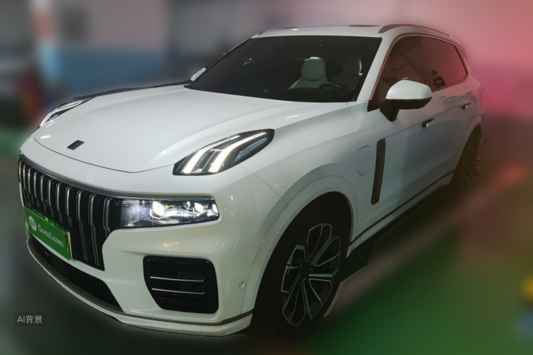 Lynk & Co 09 2022 car image #2