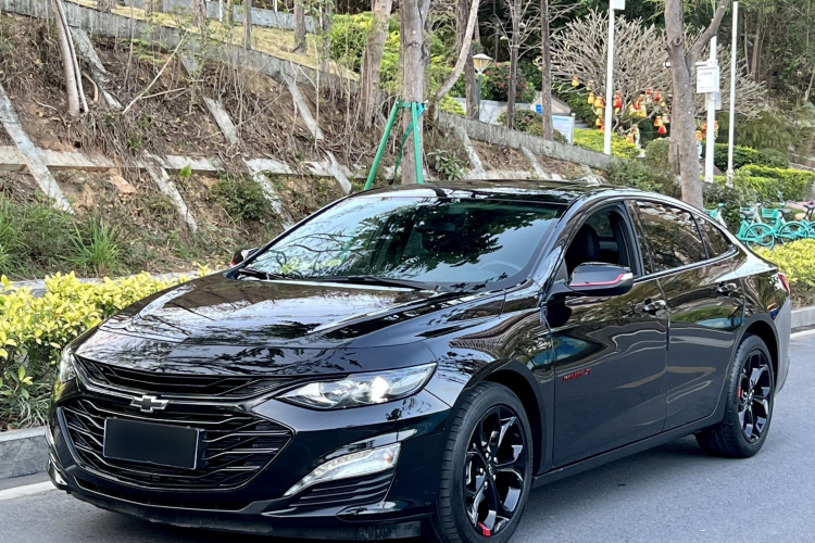 Chevrolet Malibu XL 2022 immagine di auto #2