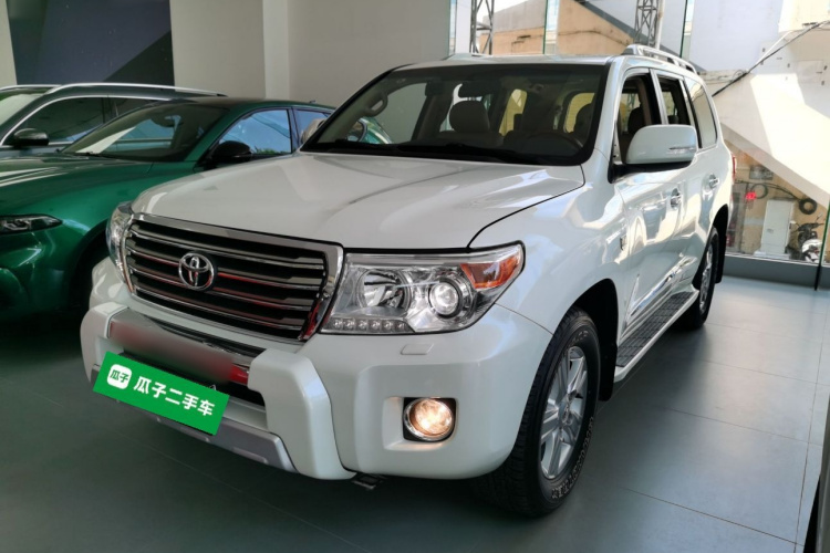 Toyota 2017 #2 Toyota 2017 car image #2