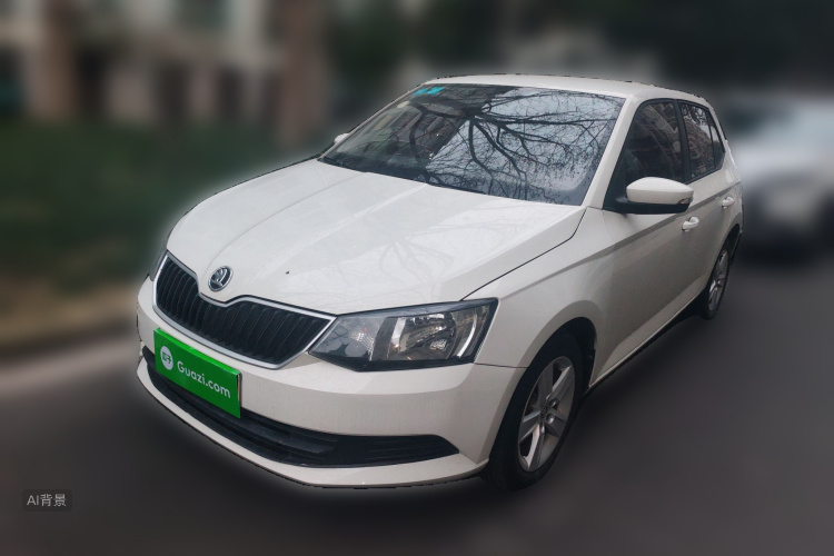 Skoda Fabia 2017 immagine di auto #2