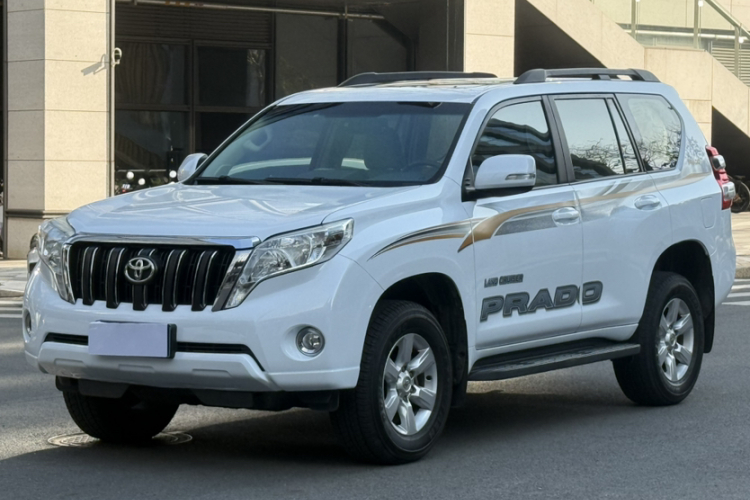 Toyota Land Cruiser Prado 2016 car image #2