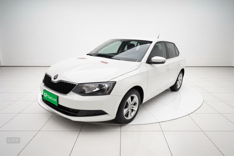 Skoda Fabia 2019 изображение автомобиля #2