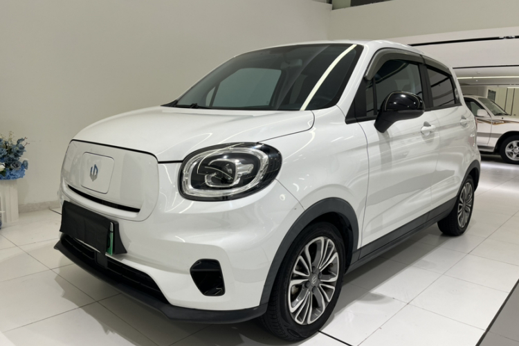 零跑汽车 零跑T03 2022 汽车图片 #2