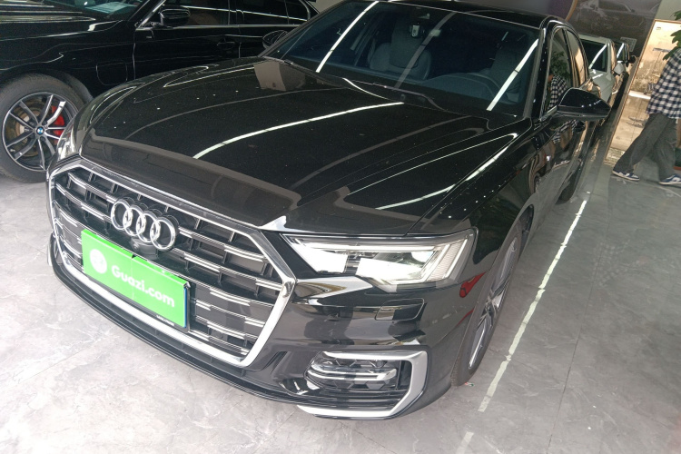 Audi A6L 2025 car image #2