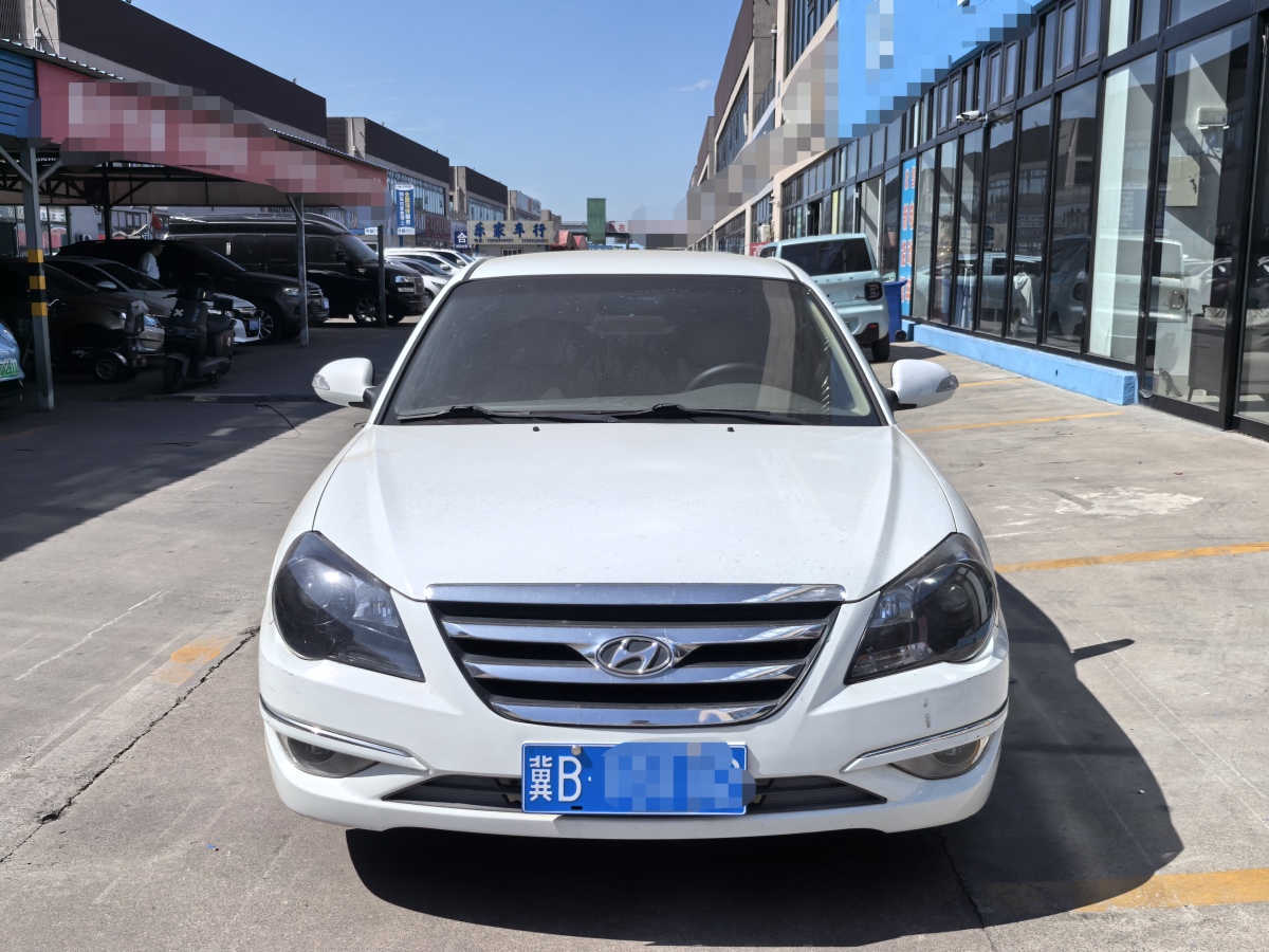 Hyundai moInca 2012 #2 Hyundai moInca 2012 صورة سيارة #2