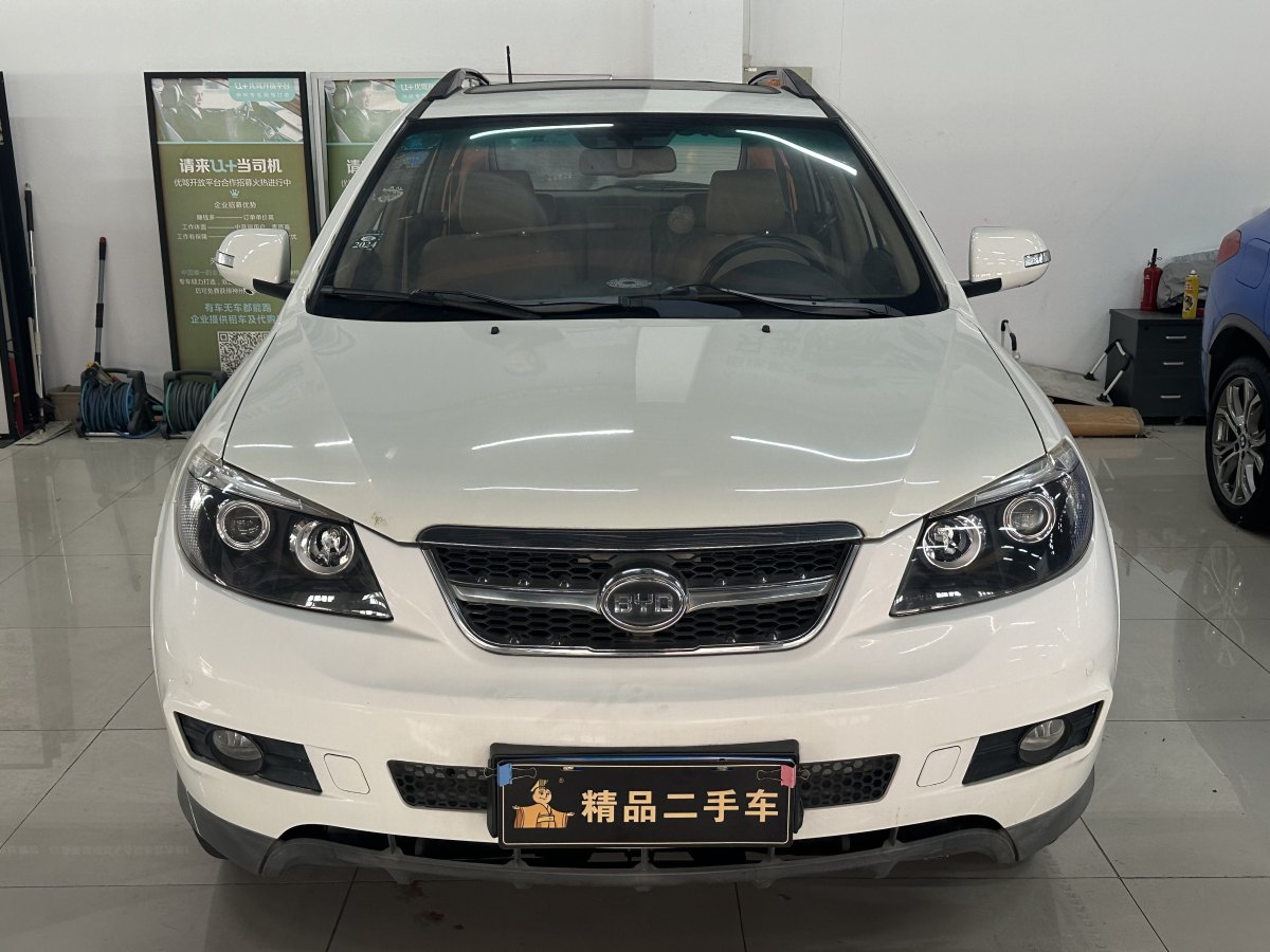 BYD S6 2014 car image #2