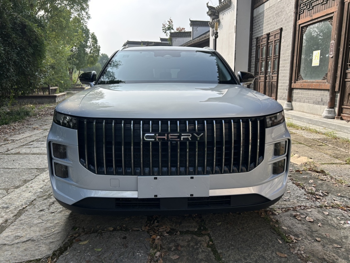 Chery Exploration 06 C-DM 2025 immagine di auto #2