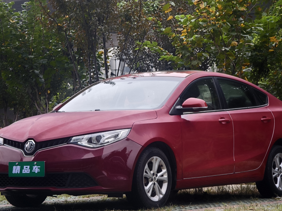 MG GT 2014 car image #2