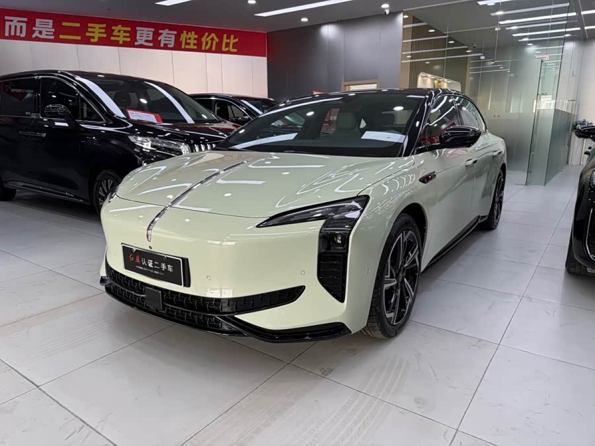 HongQi EH7 2024 #2 HongQi EH7 2024 car image #2