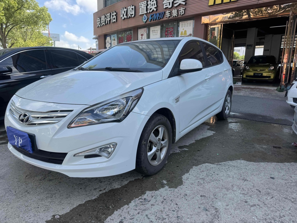 Hyundai Reina Hatchback 2016 #2 Hyundai Reina Hatchback 2016 car image #2