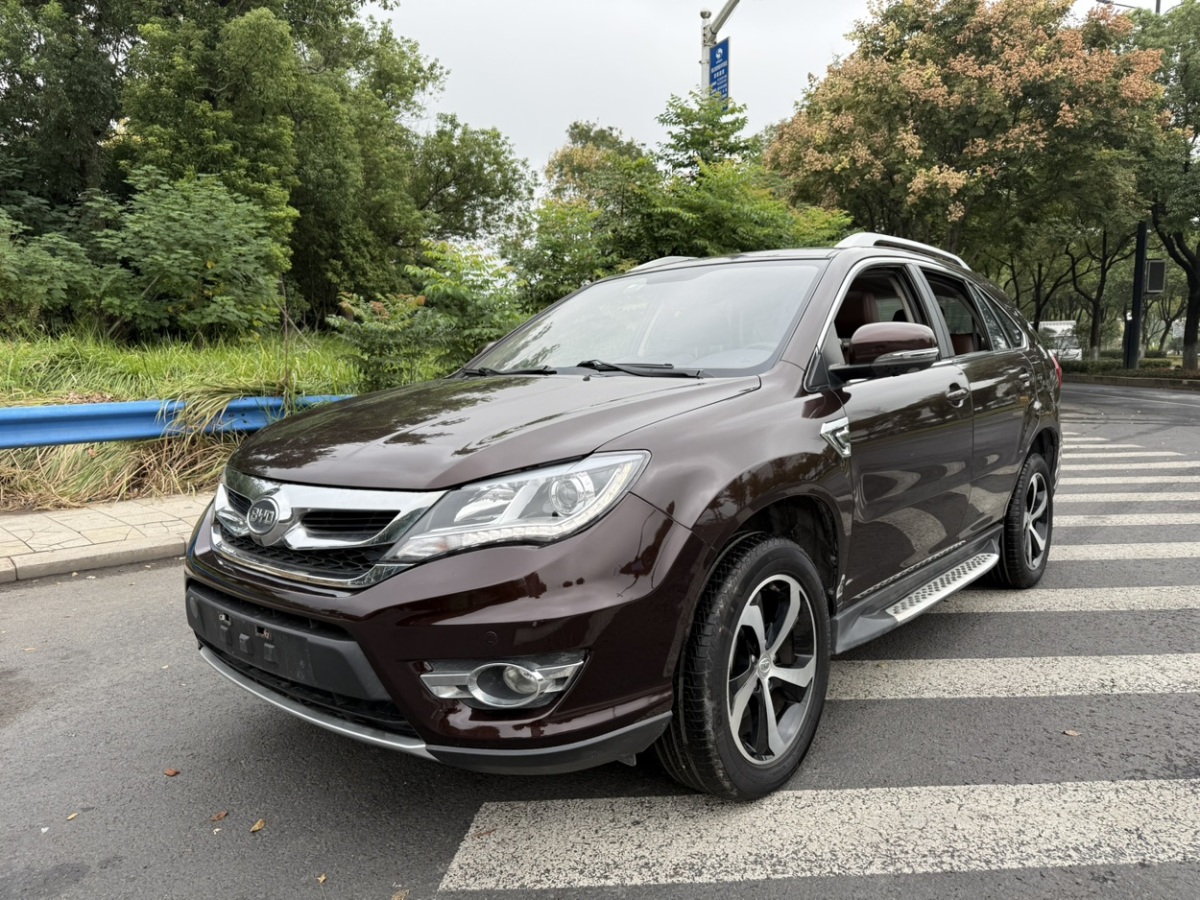 BYD S7 2015 #2 BYD S7 2015 car image #2