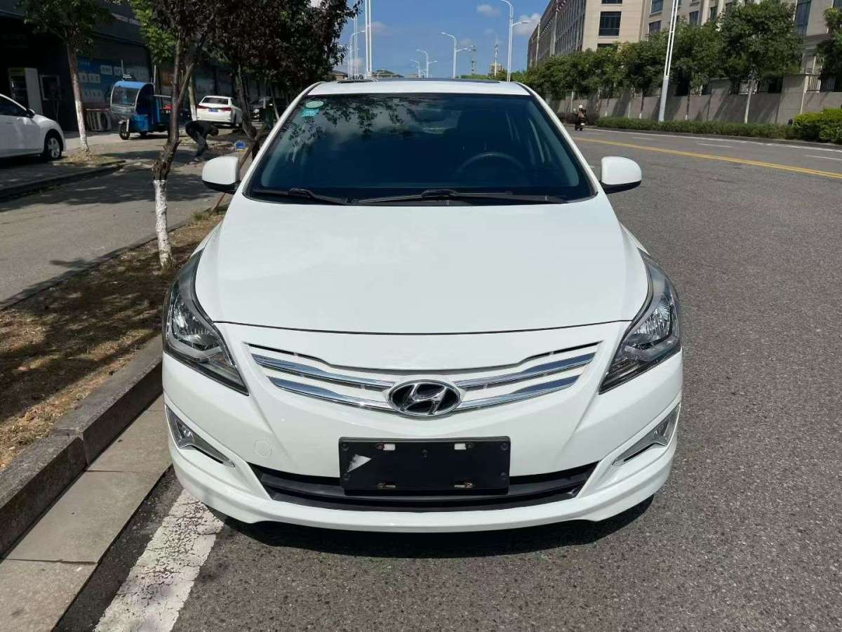 Hyundai Reina Hatchback 2018 #2 Hyundai Reina Hatchback 2018 immagine di auto #2