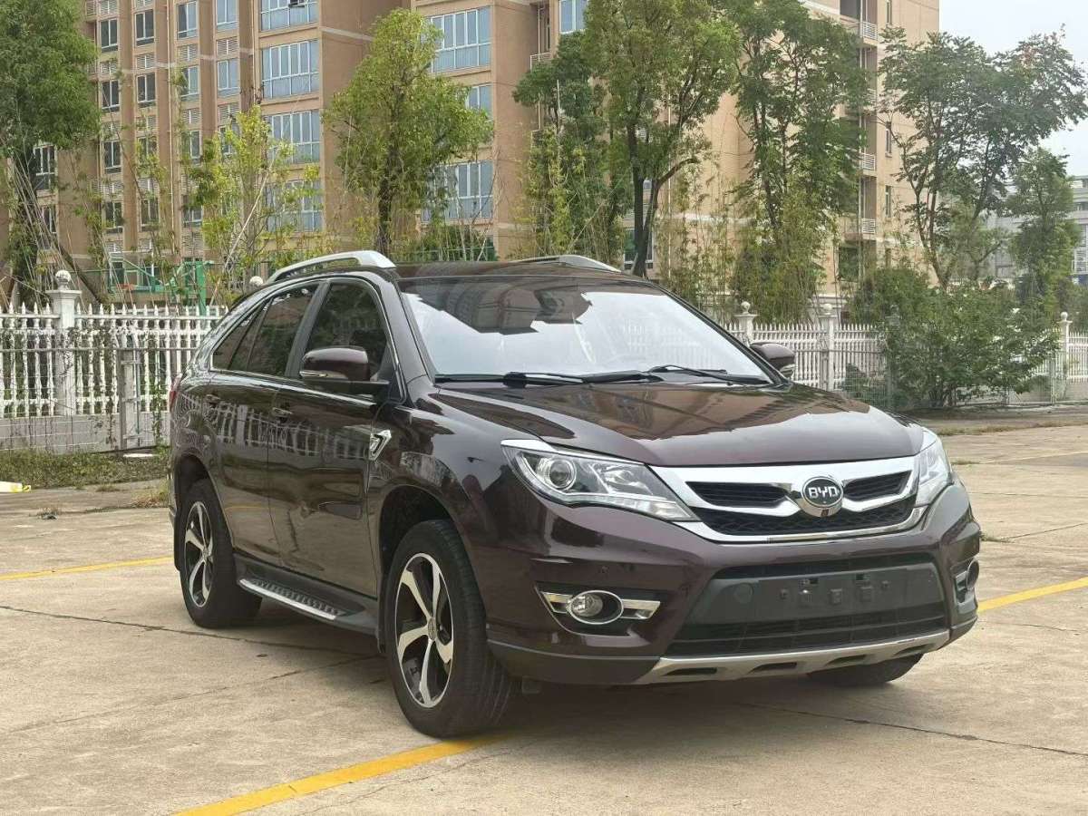 BYD S7 2015 car image #2