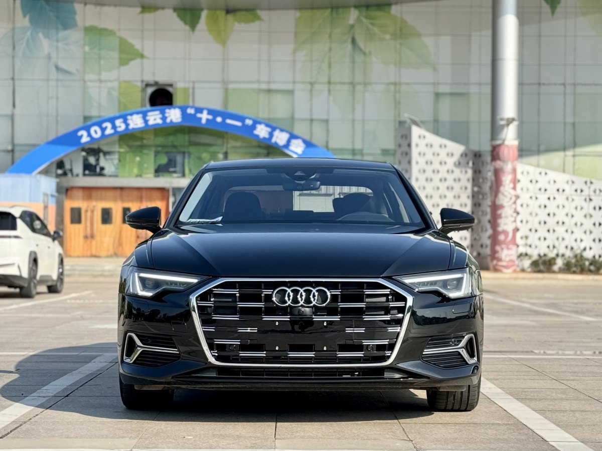 Audi A6L e-tron 2023 #2 Audi A6L e-tron 2023 car image #2