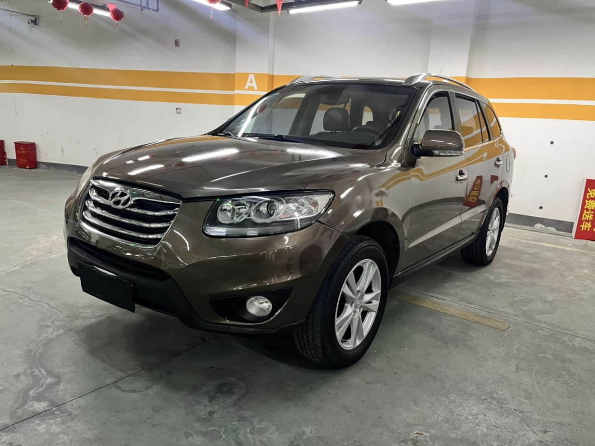 Hyundai Santa Fe Classic 2010 #2 Hyundai Santa Fe Classic 2010 car image #2