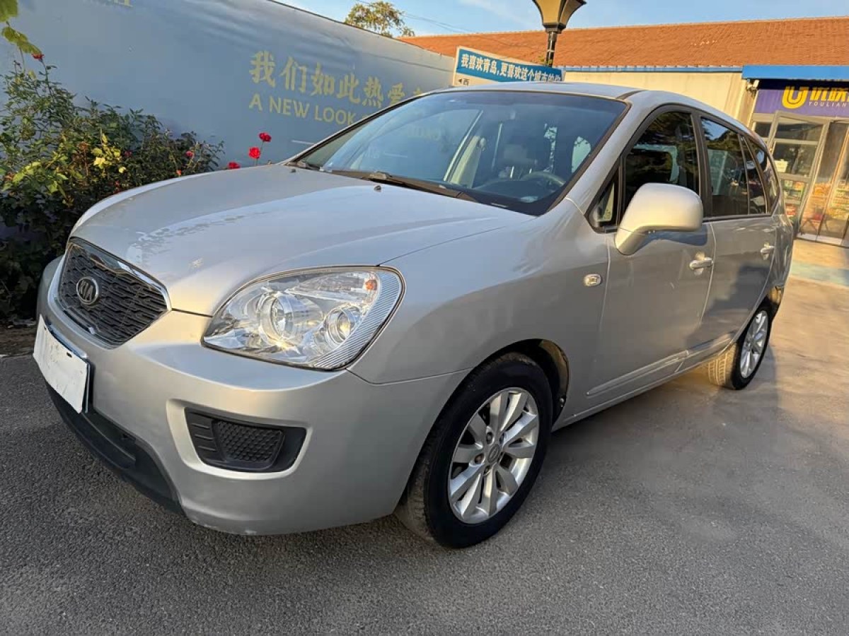 Kia Carens 2012 immagine di auto #2