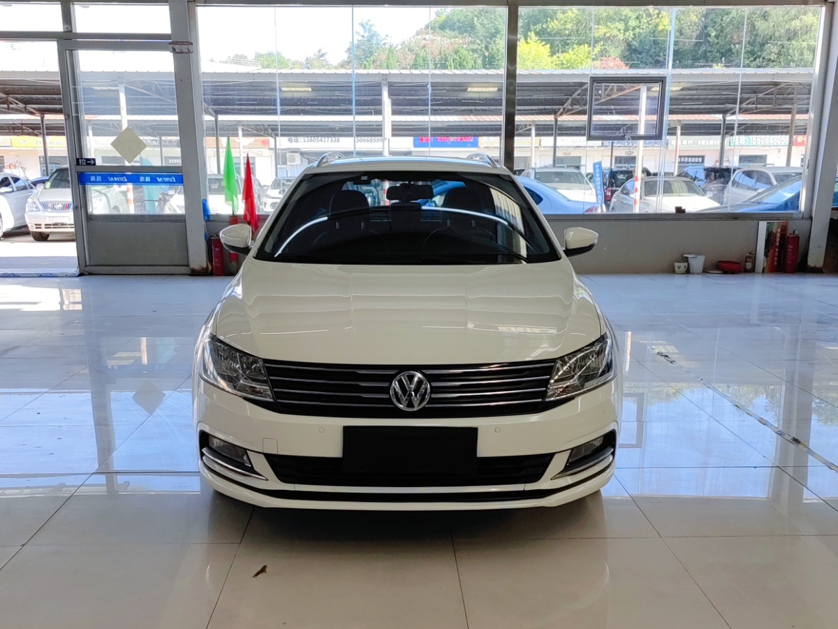 Volkswagen Gran Lavida 2017 immagine di auto #2