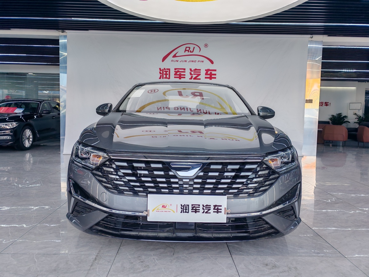 Jetta VA7 2025 car image #2