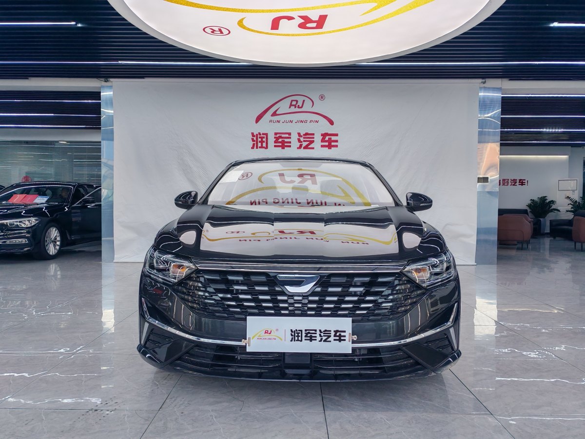 Jetta VA7 2025 car image #2