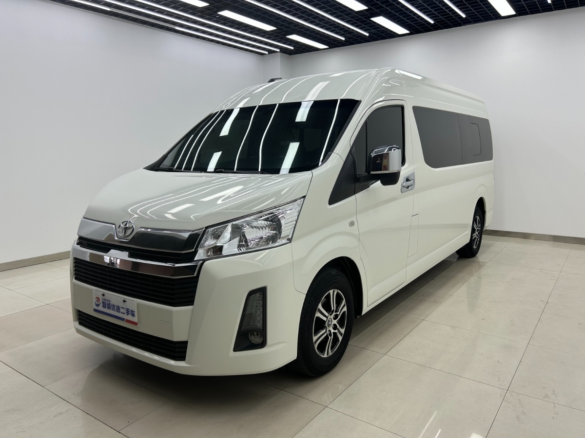 Toyota Hiace 2022 immagine di auto #2