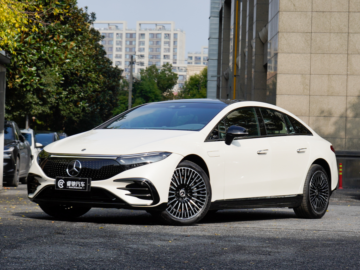 Mercedes-Benz EQS Class 2024 car image #2