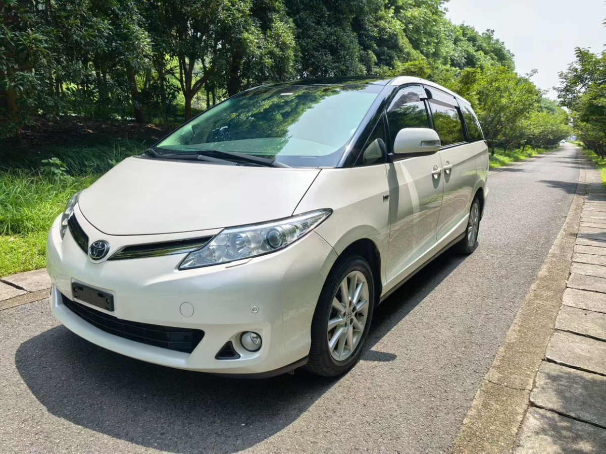 Toyota Previa 2020 car image #2