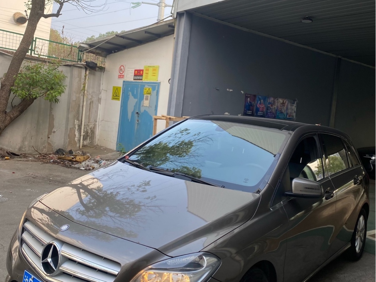 Mercedes-Benz B Class 2014 car image #2