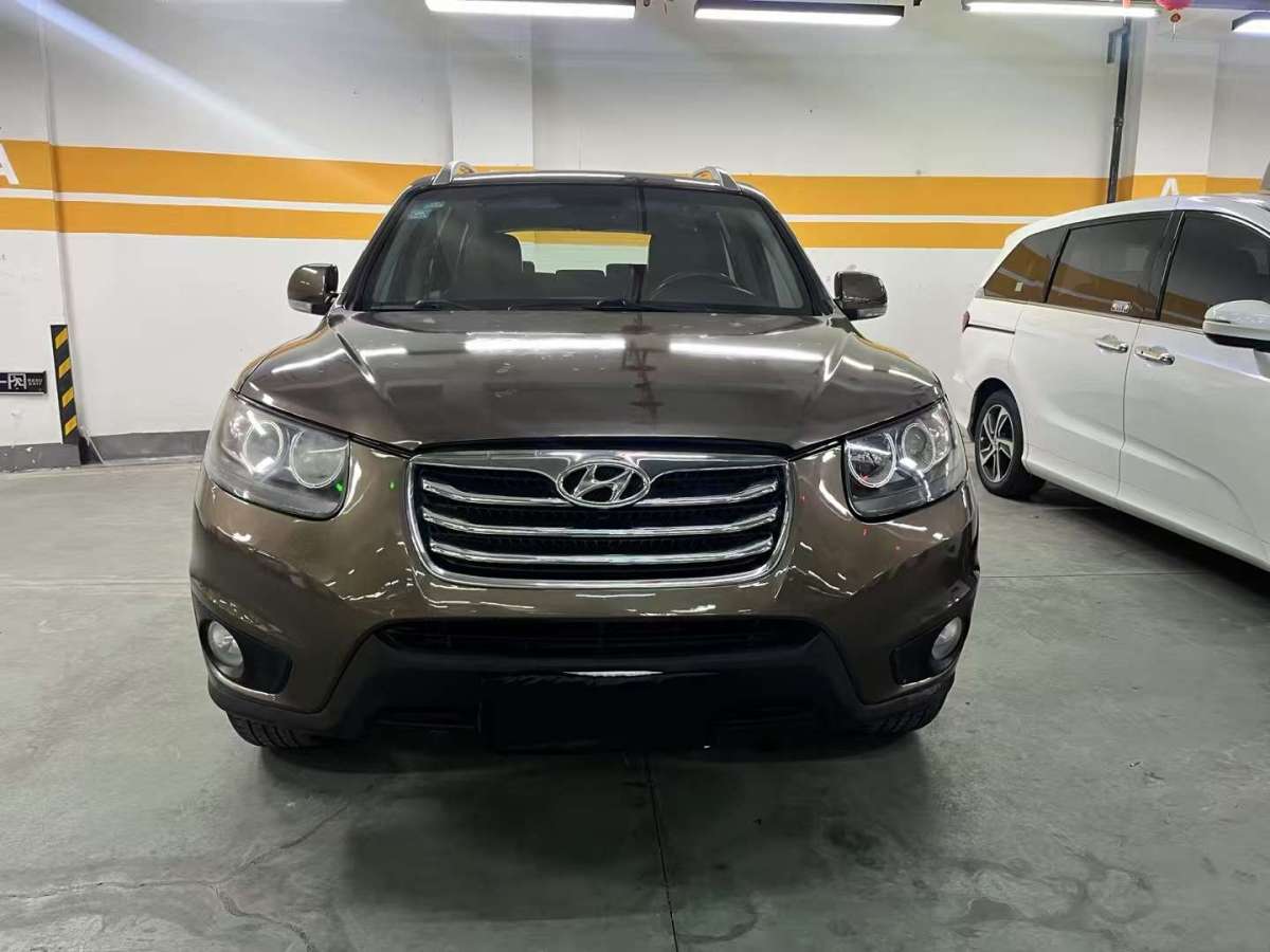 Hyundai Santa Fe Classic 2010 #2 Hyundai Santa Fe Classic 2010 car image #2