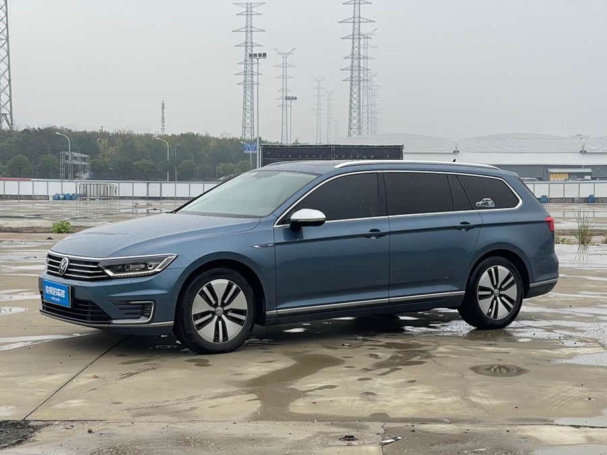 Volkswagen Variant New Energy 2020 صورة سيارة #2
