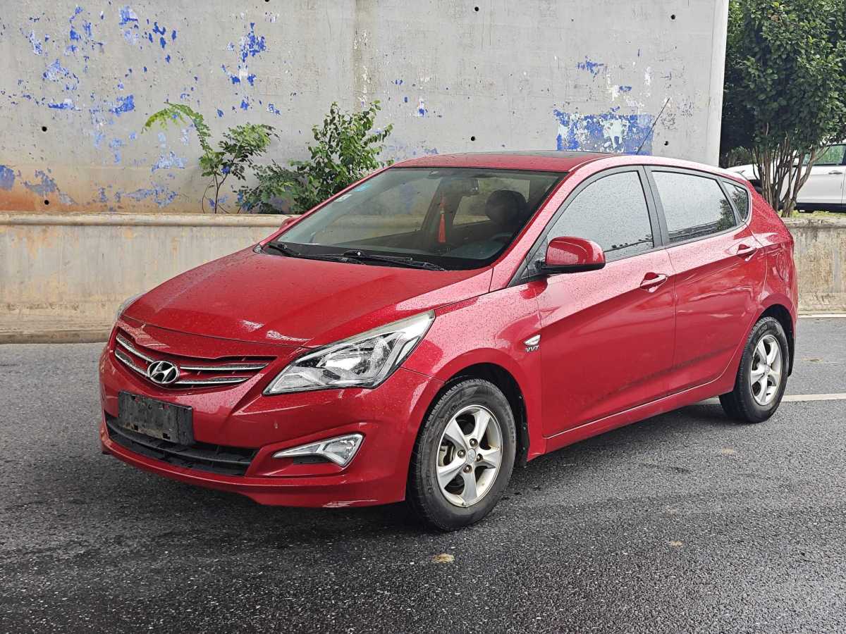 Hyundai Reina Hatchback 2016 car image #2