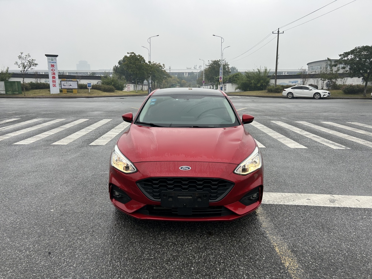 Ford Focus 2019 #2 Ford Focus 2019 immagine di auto #2