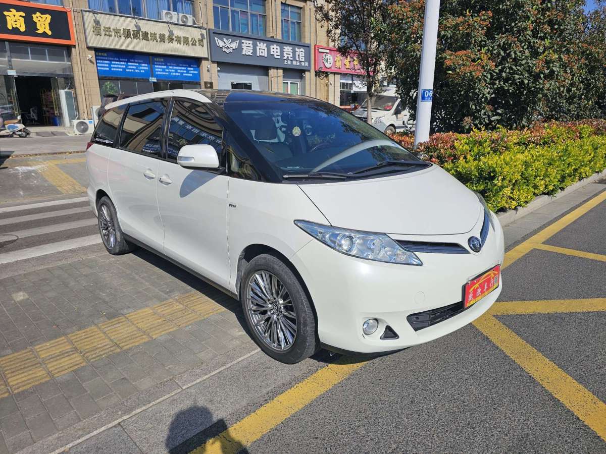 Toyota Previa 2018 car image #2