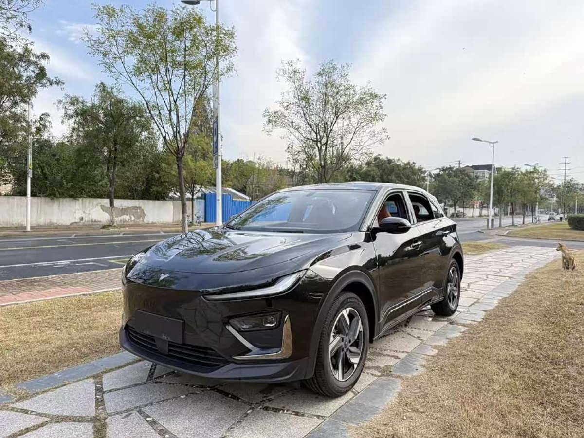 哪吒汽车 哪吒X 2024 汽车图片 #2