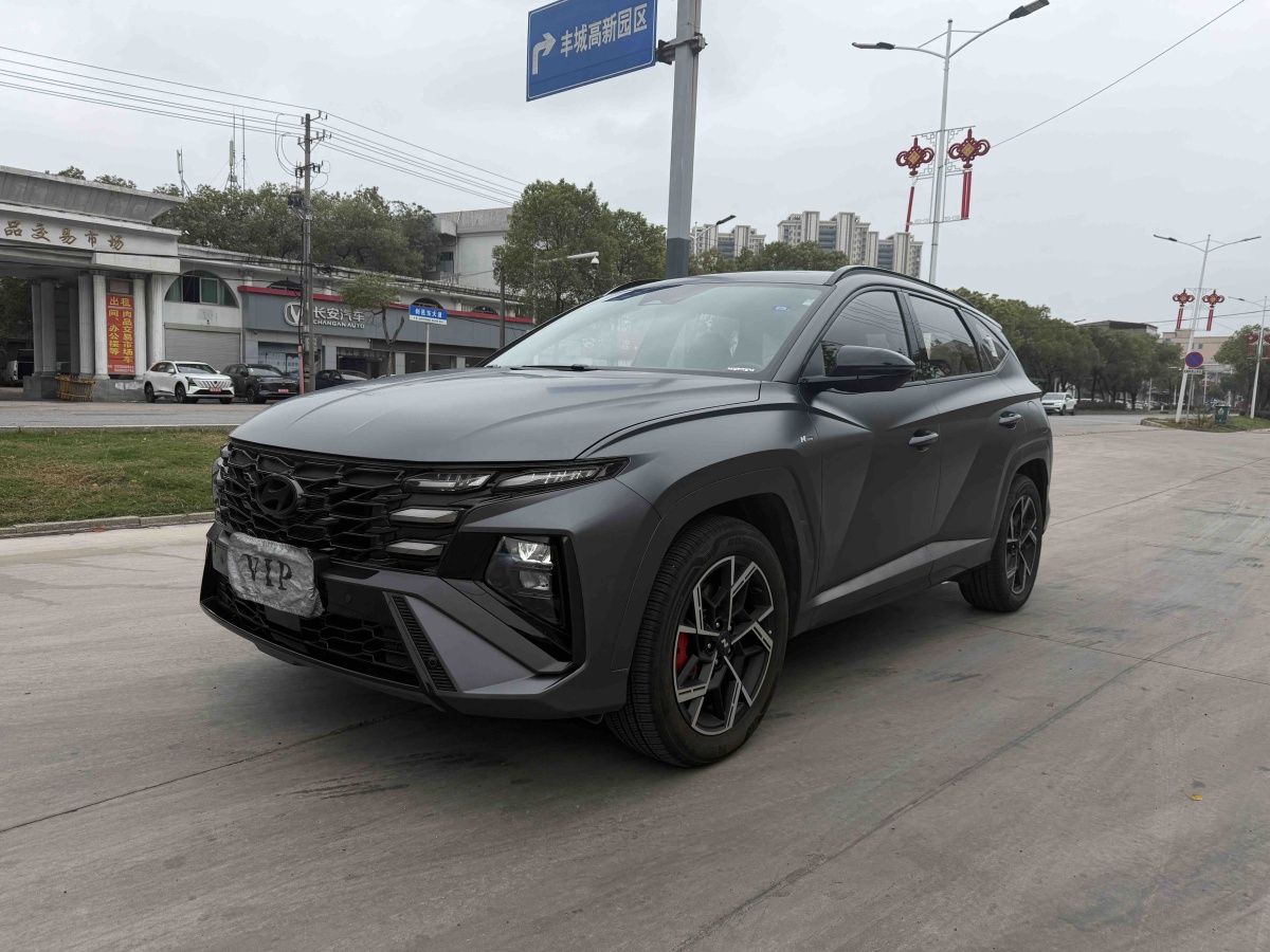 Hyundai Tucson (Imported) 2025 car image #2