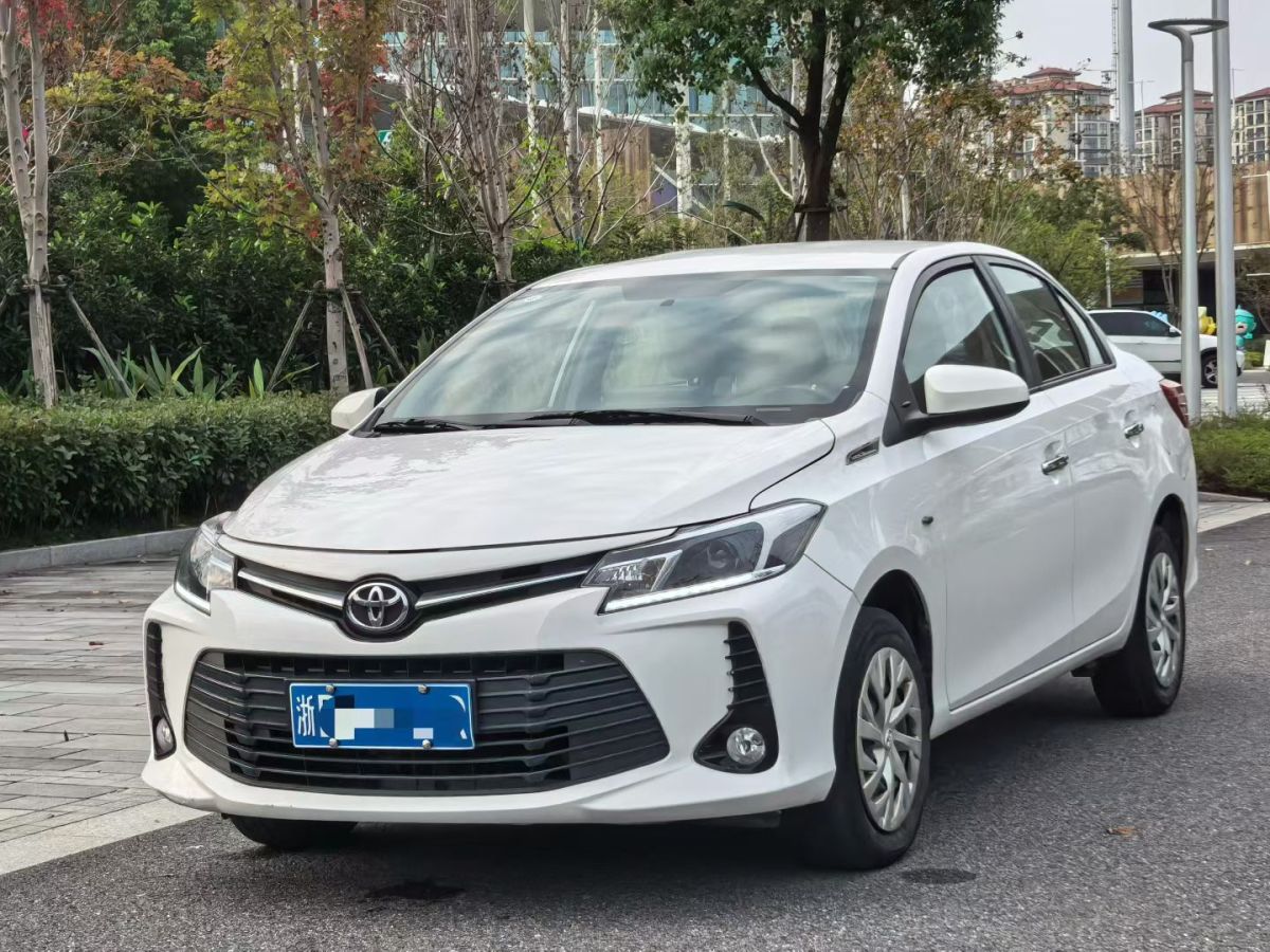 Toyota Vios 2023 immagine di auto #2