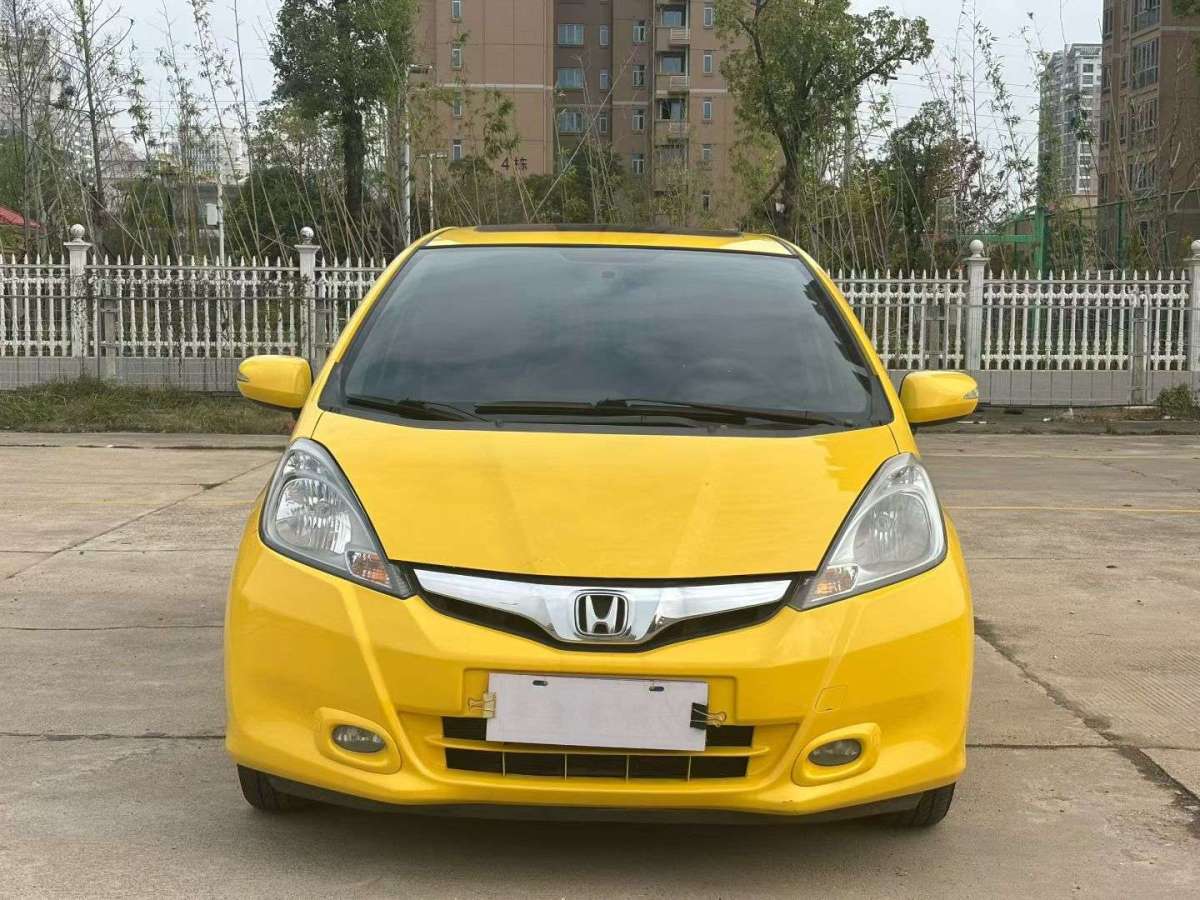 Honda Fit (Imported) 2013 #2 Honda Fit (Imported) 2013 car image #2