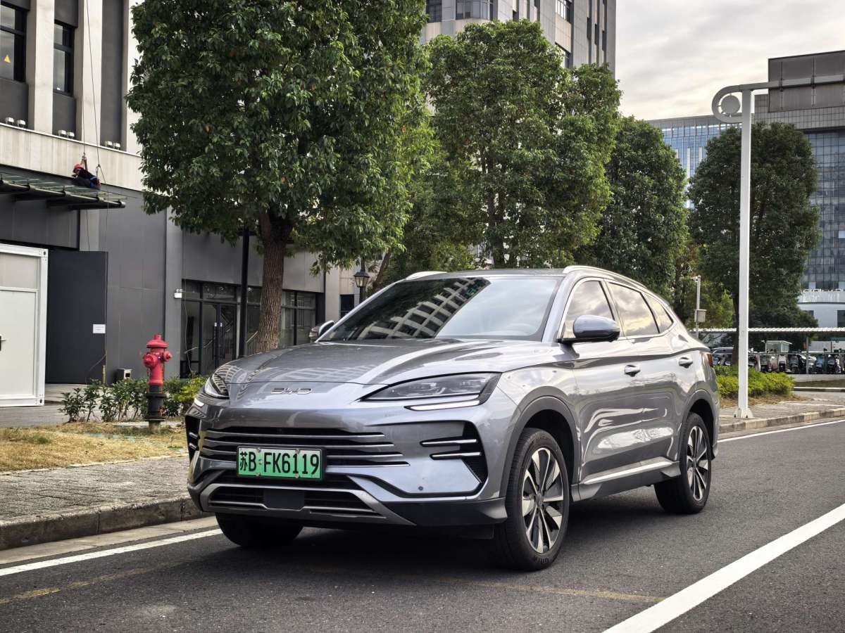 BYD Song 2025 immagine di auto #2