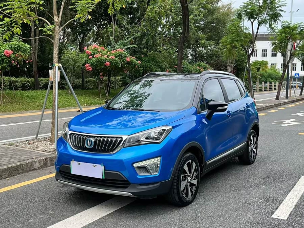 Changan CS15 EV 2019 #2 Changan CS15 EV 2019 car image #2