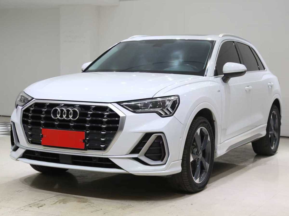 Audi Q3 (Imported) 2022 صورة سيارة #2