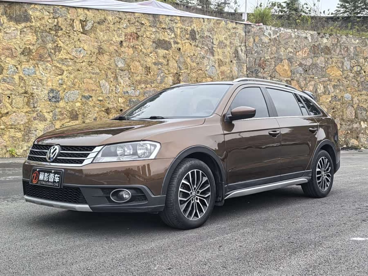 Volkswagen Cross Lavida 2014 immagine di auto #2