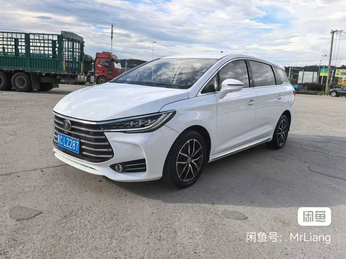 BYD Song MAX 2018 immagine di auto #2