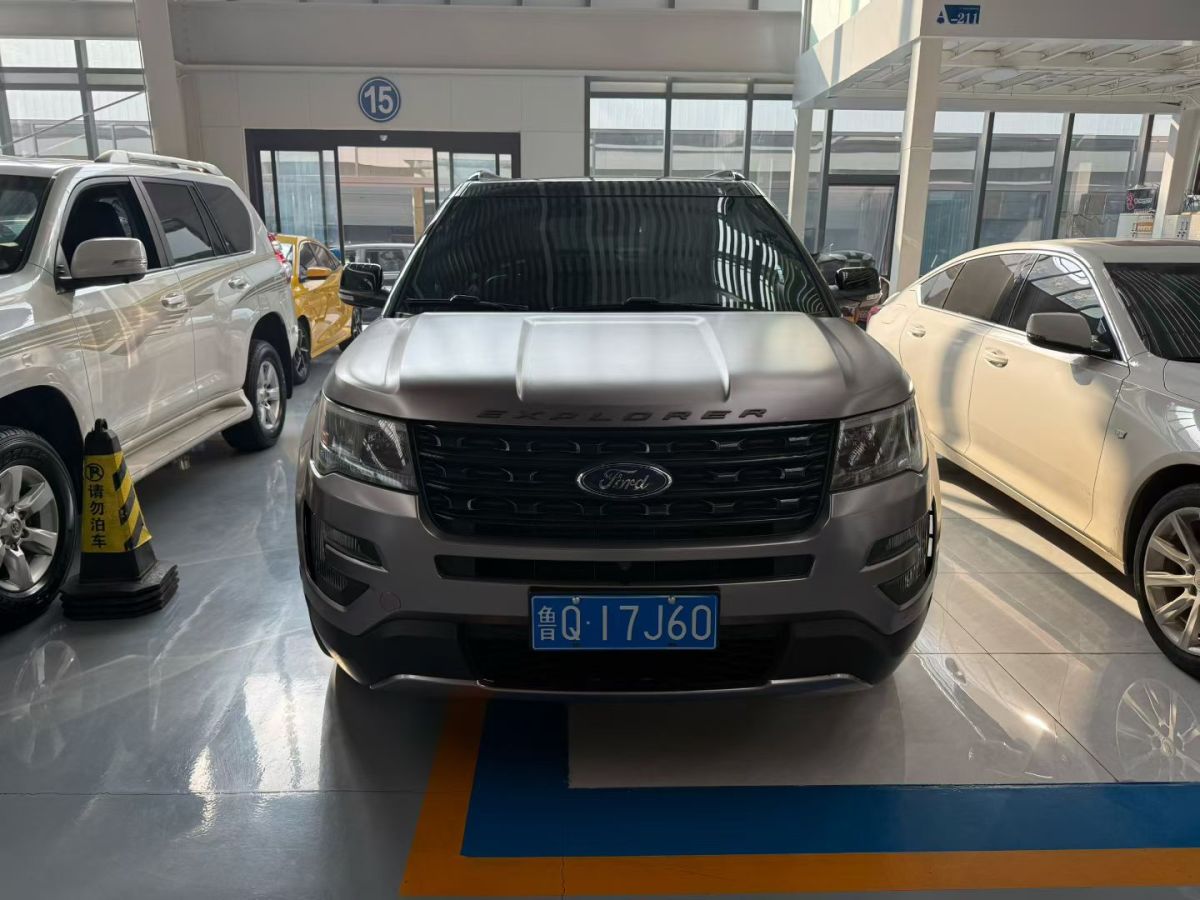 Ford Explorer 2016 #2 Ford Explorer 2016 car image #2