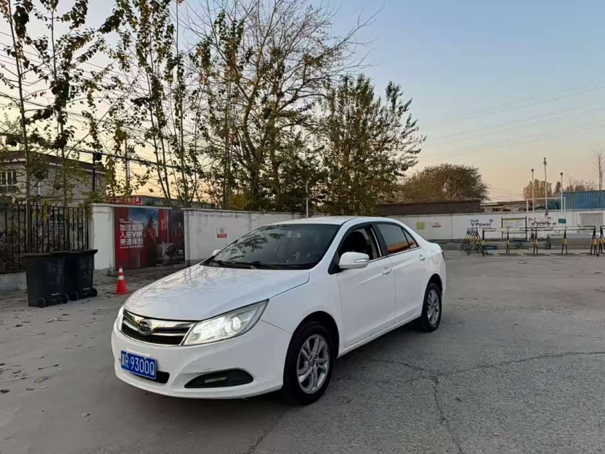 BYD SuRui 2014 immagine di auto #2