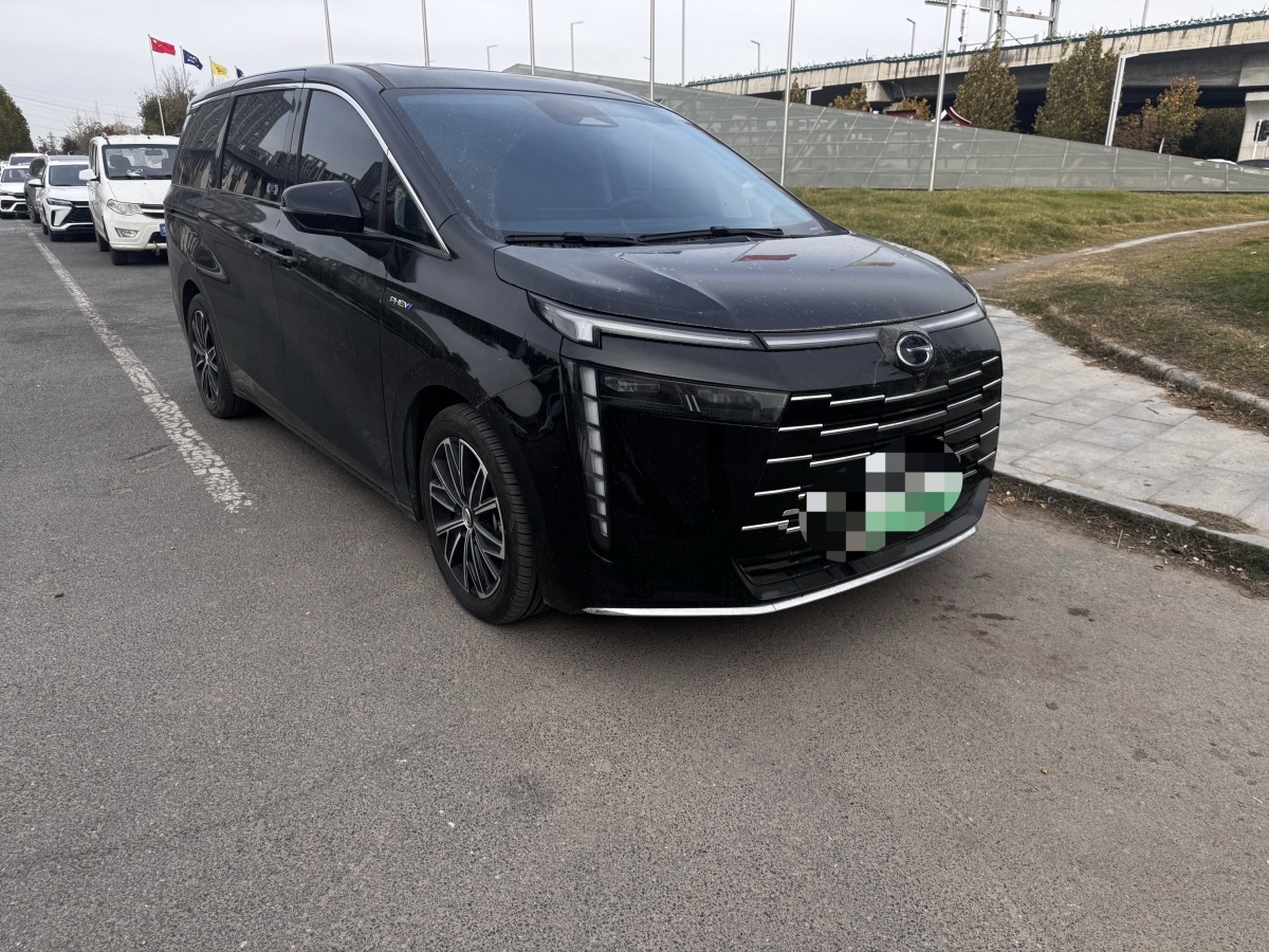 GAC Trumpchi E8 New Energy 2024 car image #2